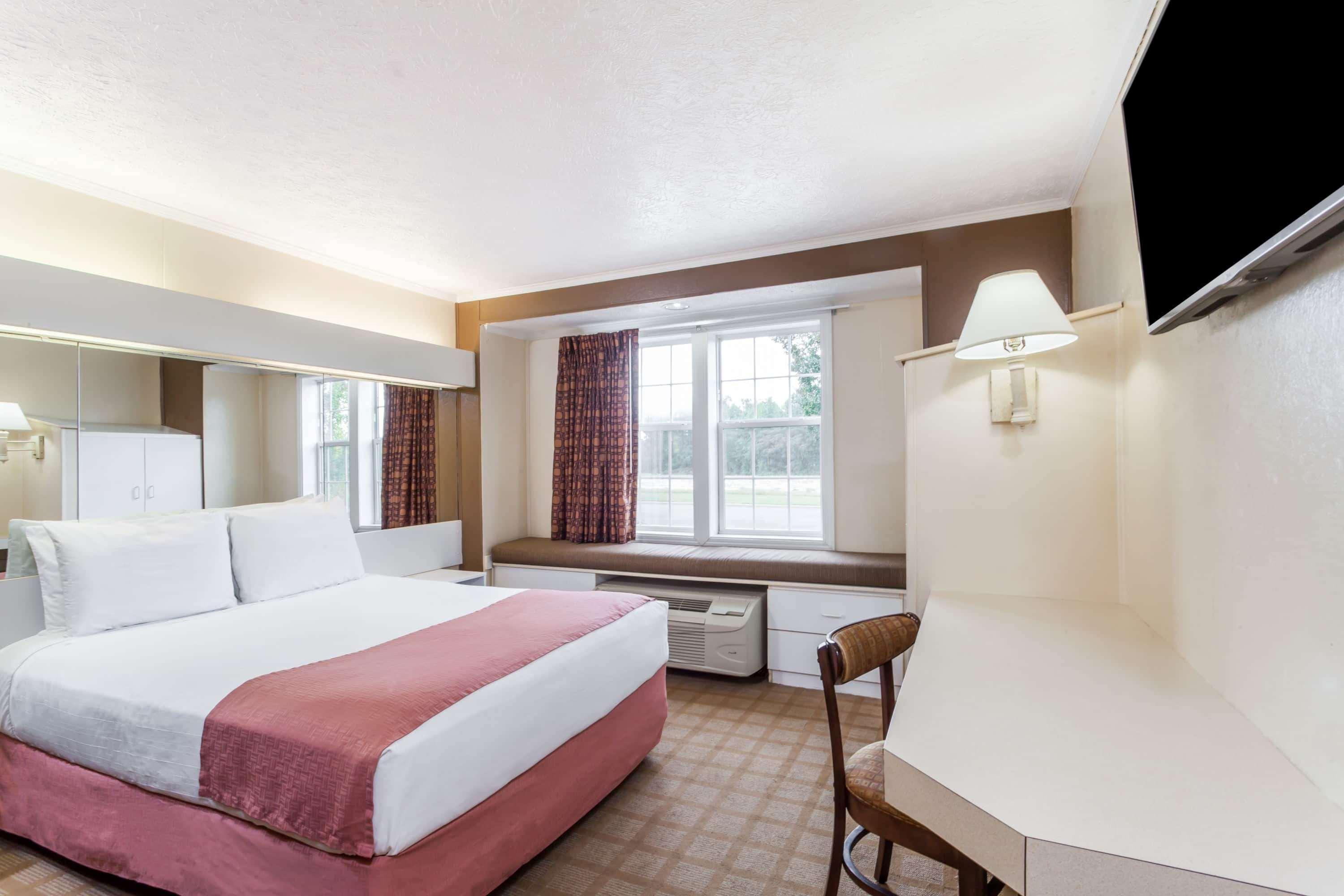 Microtel Inn By Wyndham Уилсон Экстерьер фото